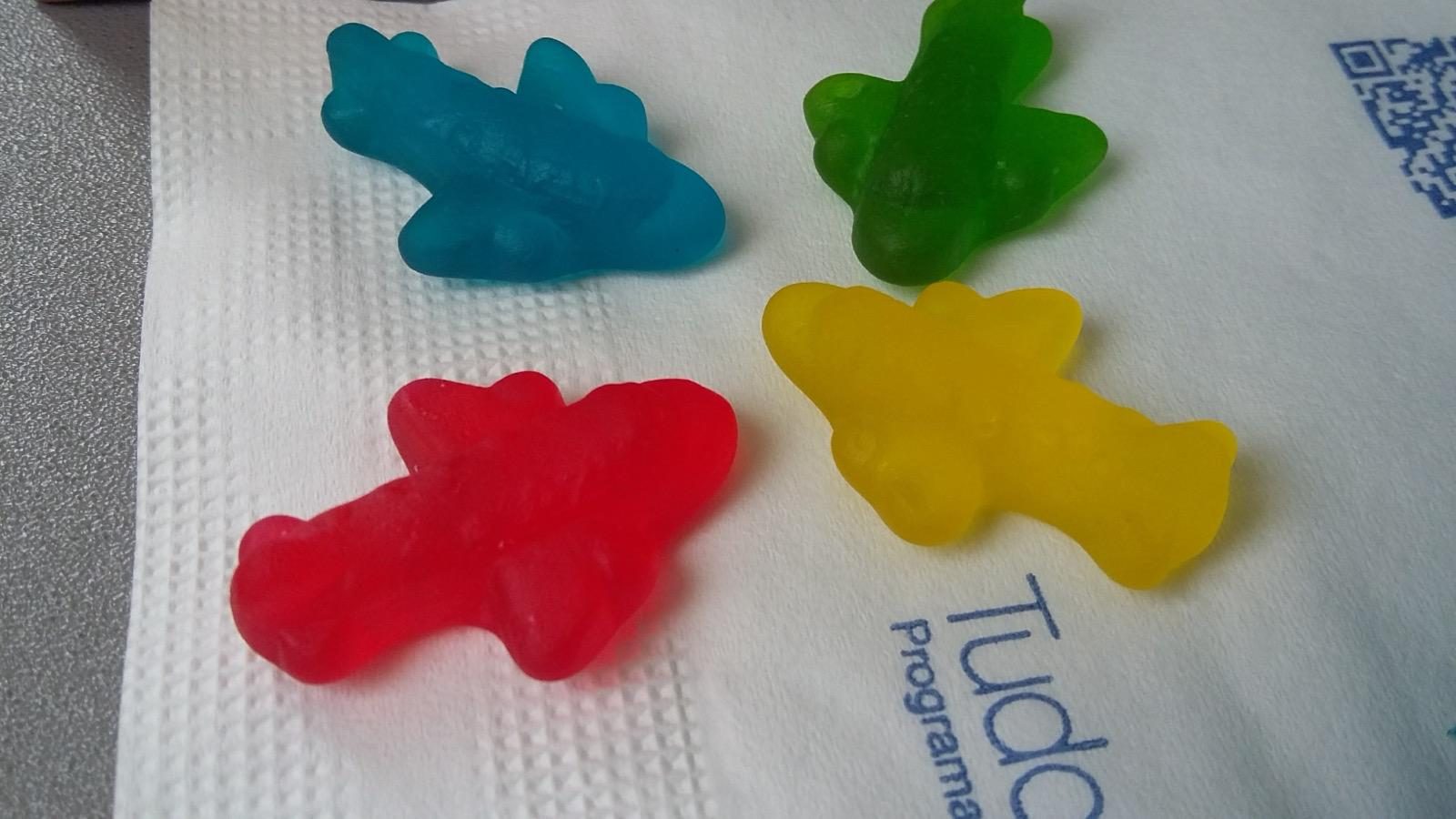 Azul's airplane-shaped gummies