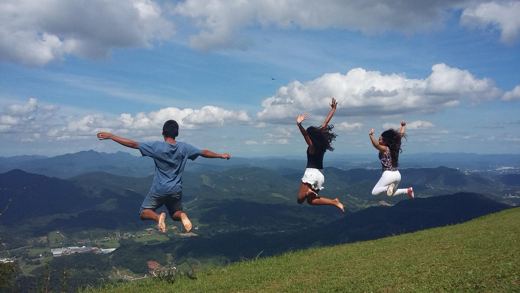 Gus with Meyve and Duda at Morro Azul